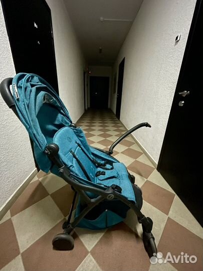 Коляска прогулочная