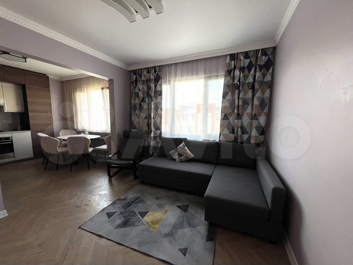 3-к. квартира, 76 м², 4/4 эт.