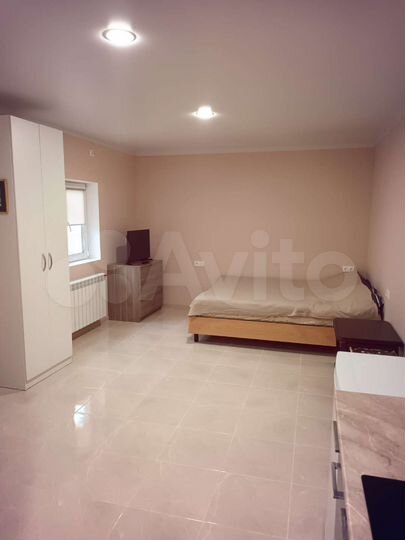 Дом 25 м² на участке 3,7 сот.