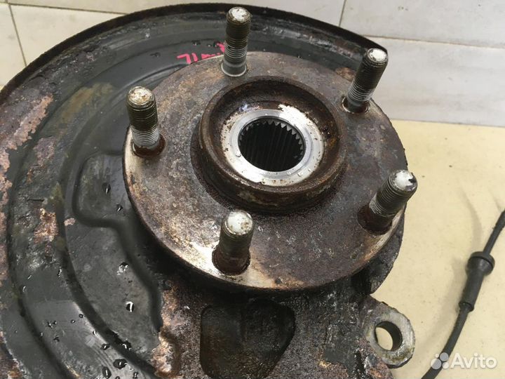 Кулак поворотный передний правый X-Trail (T31) 200