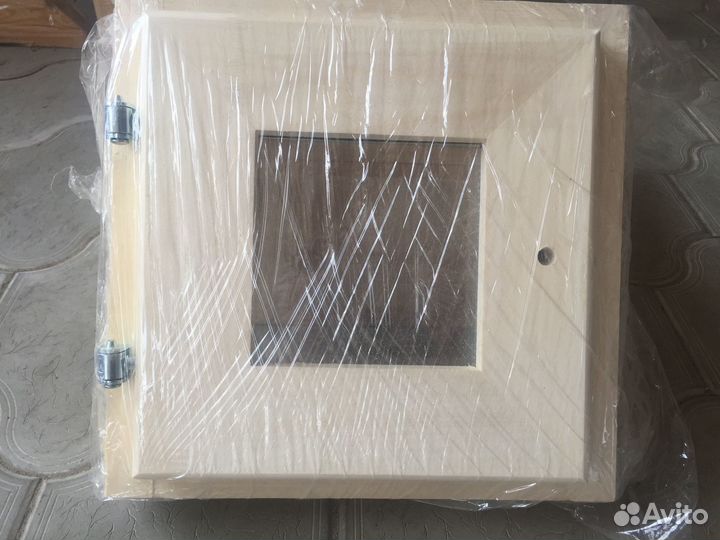 Окно из липы