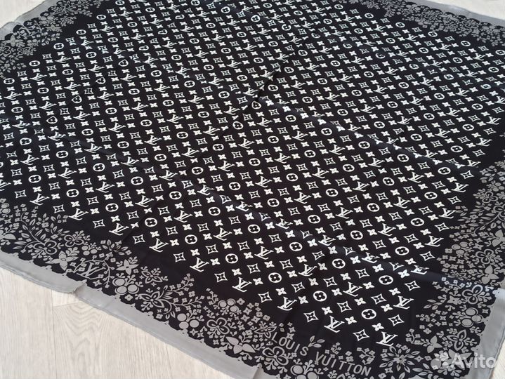 Платок Шаль Шелк LV черный Ручной шов 2цв