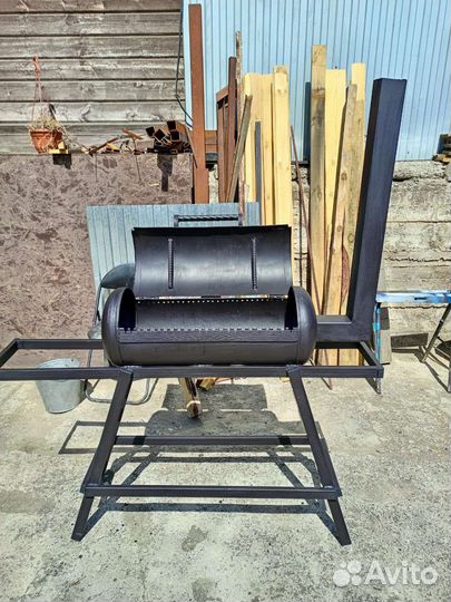 Мангал с крышей