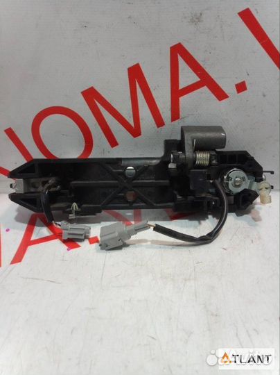 Ручка двери передний правый nissan cube