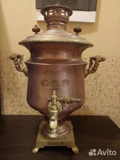 Старинный самовар И. Ф. Капырзин