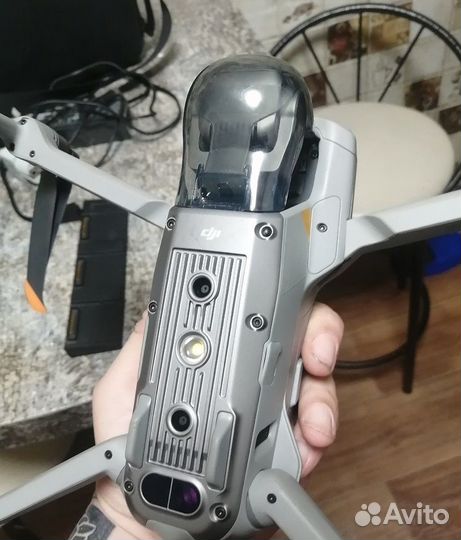 Квадрокоптер DJI Mavic Air 2S, пульт RC с экраном