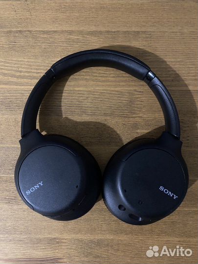 Bluetooth гарнитура Sony