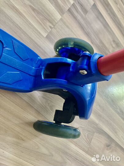 Самокат детский трехколесный