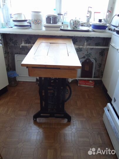 Бытовая техника. Швейная машина. Подольск