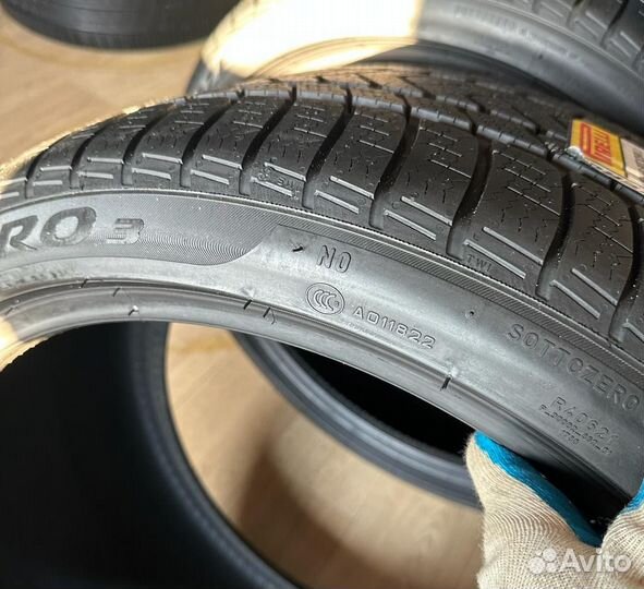 Pirelli Winter Sottozero 3 275/35 R21 и 315/30 R21