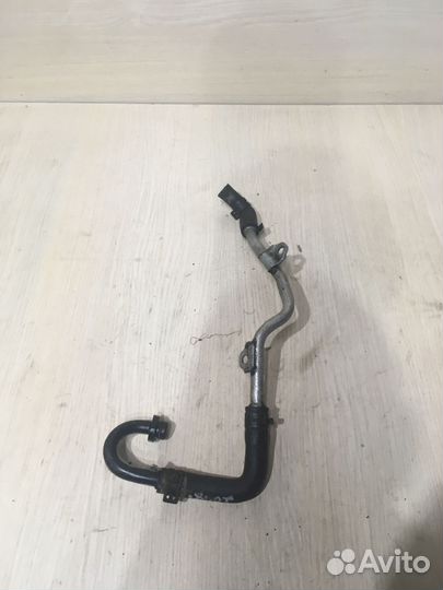 Патрубок охлаждения Audi A8 D3