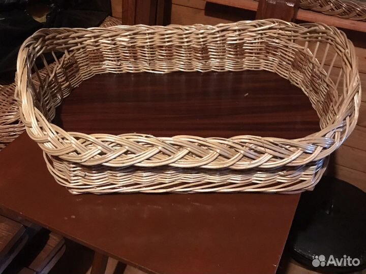 Плетеный поднос