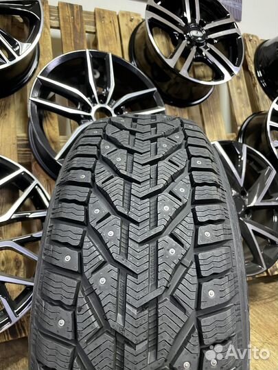 Kormoran Stud 2 225/50 R17 98T