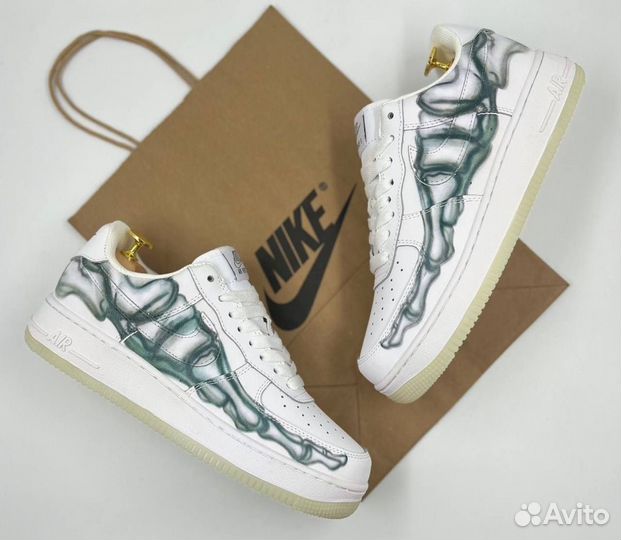 Кроссовки мужские Nike Air Force 1 Low Skeleton