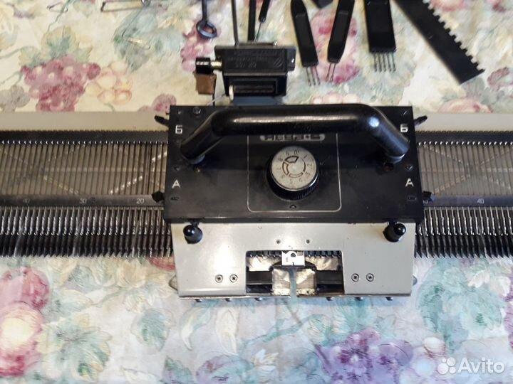 Ручная вязальная машина