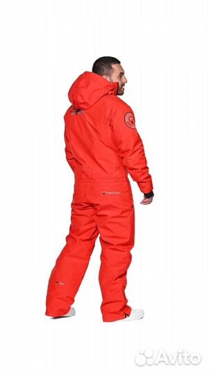 Горнолыжный комбинезон