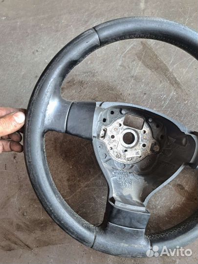 Руль Volkswagen Passat B6