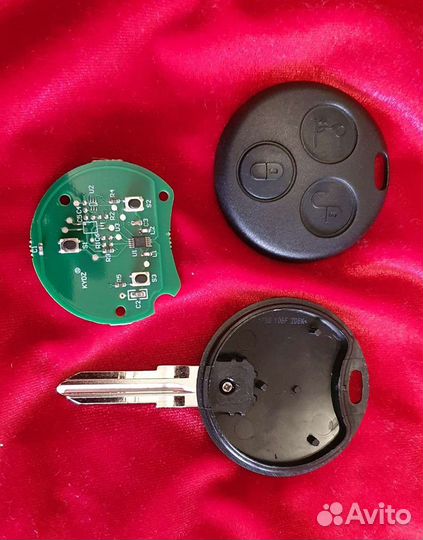 Ключ зажигания smart (автомобиль smart)