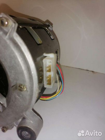 Двигатель стиральной машины indesit