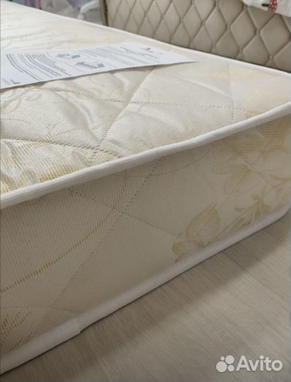 Матрас новый двуспальный
