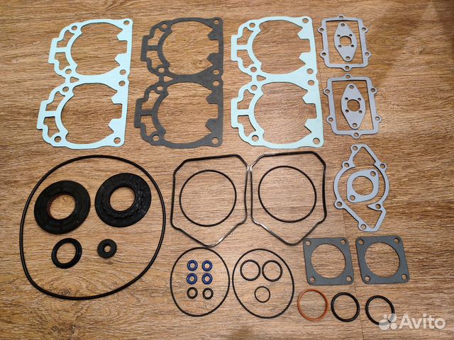 Комплект прокладок с сальниками rotax 600 HO