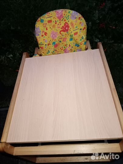 Стол и стул для кормления