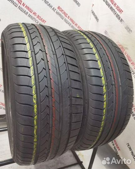Goodyear EfficientGrip 255/45 R18 99Y
