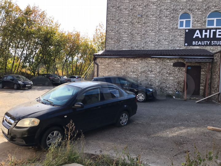 Нежилое Помещение 243 м²