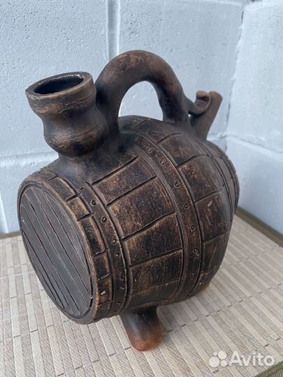 Винный бочонок из шамотной глины