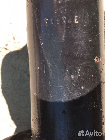 Стойка передняя правая в сборе