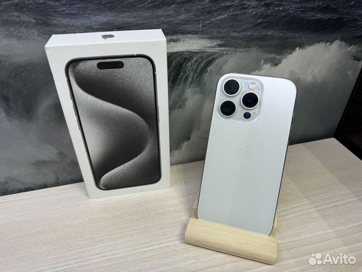 iPhone 15 Pro, 256 ГБ