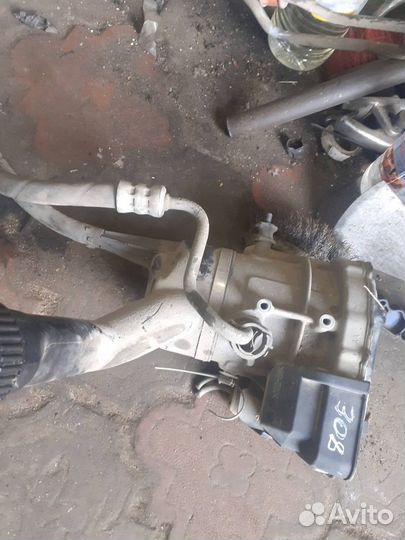 Гидроусилитель (насос гура ) Peugeot 308