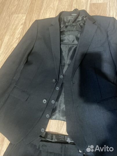 Школьный костюм на мальчика