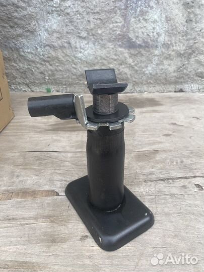 Домкрат винтовой УАЗ, Газель (2000 кг)