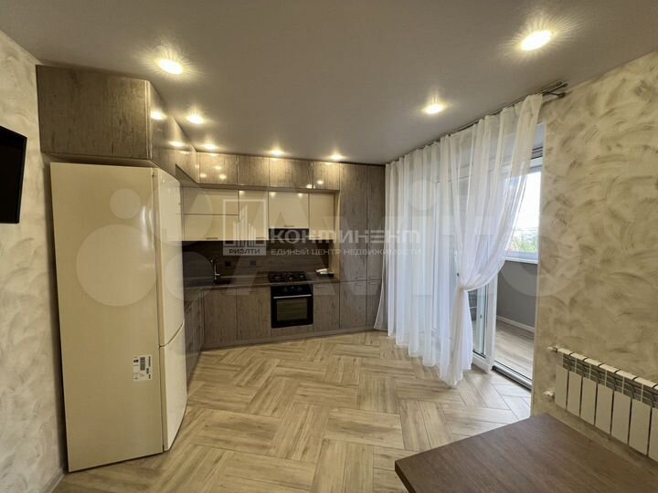 2-к. квартира, 72,9 м², 6/9 эт.