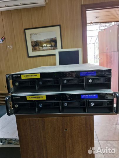 Сетевое хранилище qnap ts-809/859u-rp +