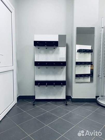 Дисплей напольный