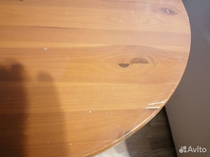 Стол деревянный