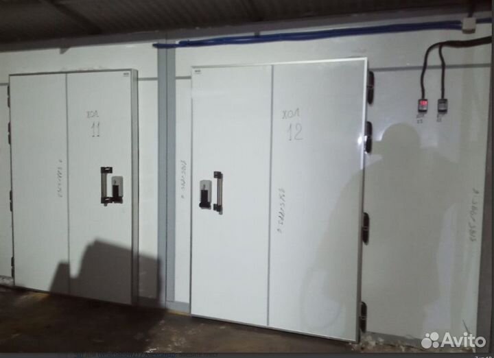 Дверь для холодильной камеры