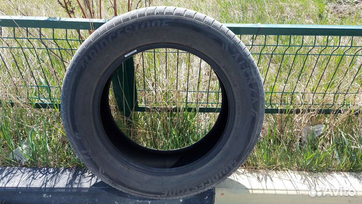 Bridgestone Alenza H/L 33 225/60 R18