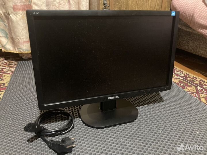 Монитор 19' Philips 192v2