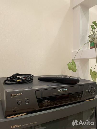 Видеомагнитофон panasonic