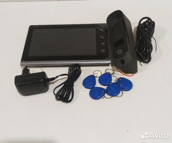 Домофон цвет (монитор+вызыв. панель) с брелоками