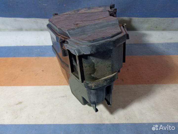 Корпус блока предохранителей Porsche Cayenne 9PA