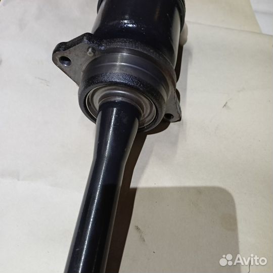 Привод правый тойота авенсис 2003-2007