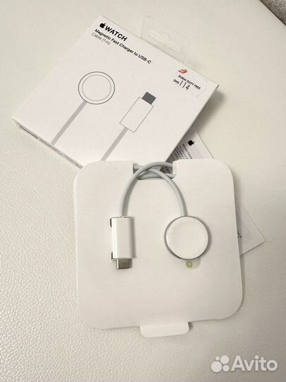 Apple watch magnetic fast charger to USB-C