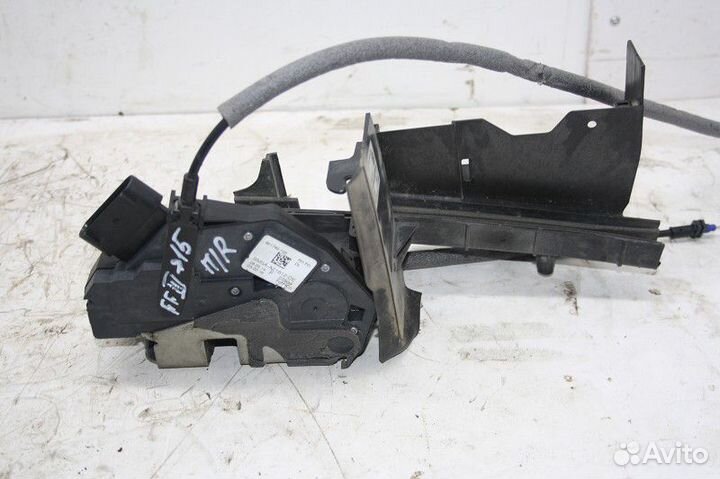 Замок двери передней правой ford focus III 2011