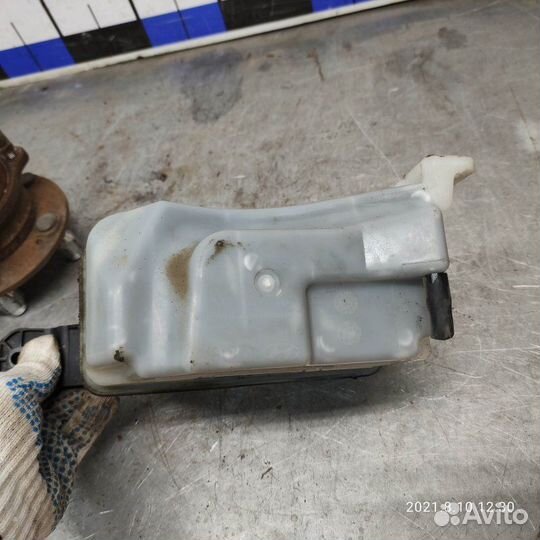 Бачок расширительный Hyundai Santa Fe 2 D4HB 2010