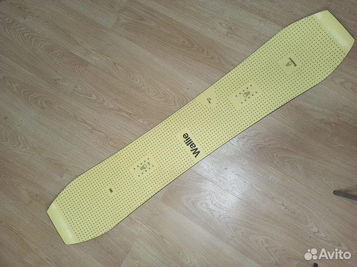 Сноуборд Bataleon wallie