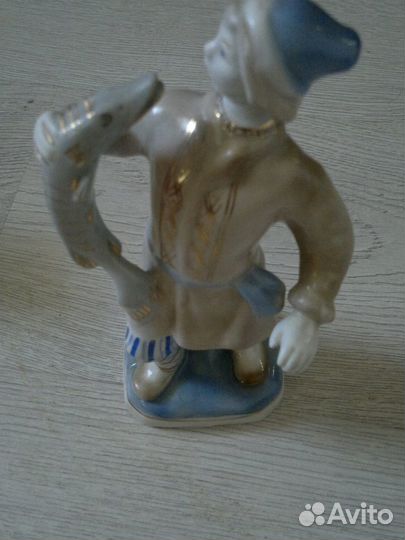 Фарфоровые статуэтки